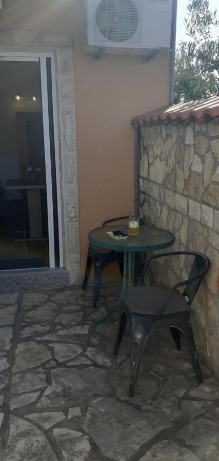 Villa Palfi Jezera Bagian luar foto